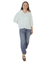 Load image into Gallery viewer, Boxy Button Up shirt (white)
