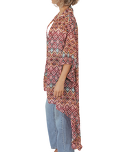 Load image into Gallery viewer, Geometric Pattern Kimono